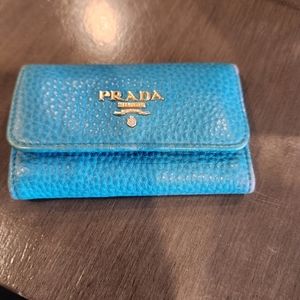 PRELOVED USED CONDITION AUTHENTIC PRADA KEY 🔑 CASE WITH 6 KEY HOLDERS & CARD